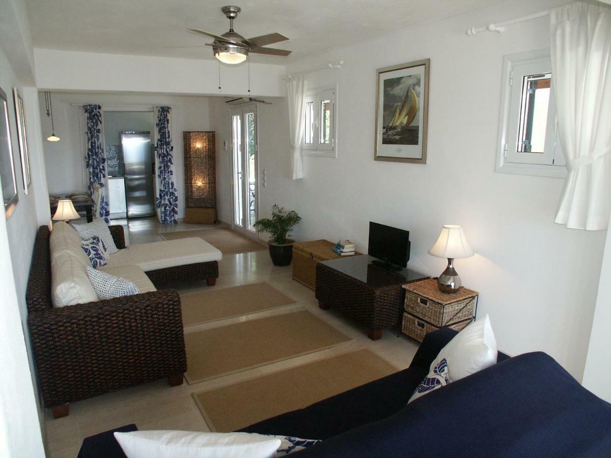 Elysium Apartments Corfu ปาเลโอกัสไตรซา ภายนอก รูปภาพ